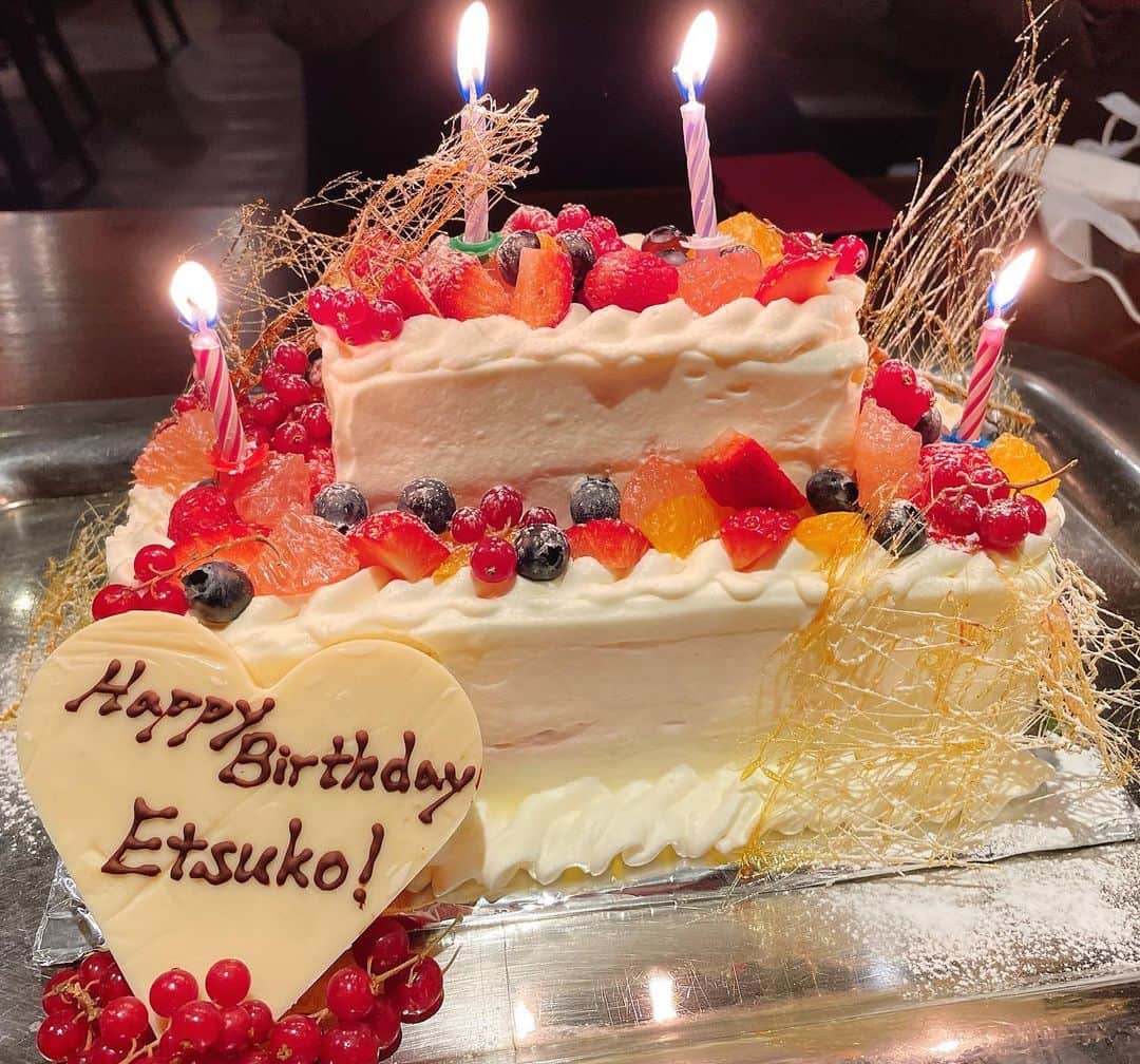 里井真由美のグルメインスタ