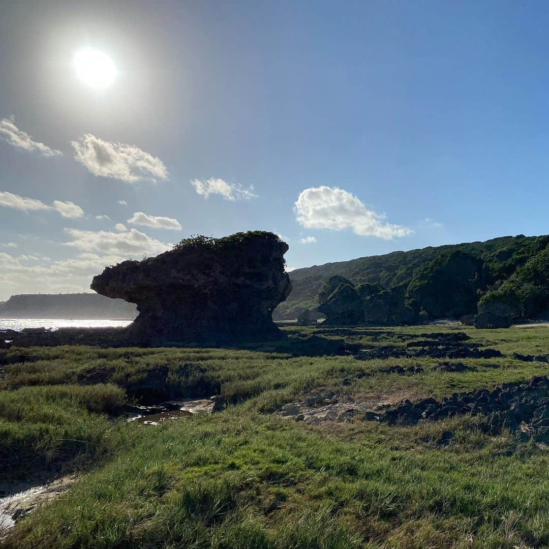 村上舜さんのインスタグラム写真 - (村上舜Instagram)「世界一好きな島 空気、風、匂い、人、波、食 すべてが」12月27日 18時46分 - shunmurakami_mobb