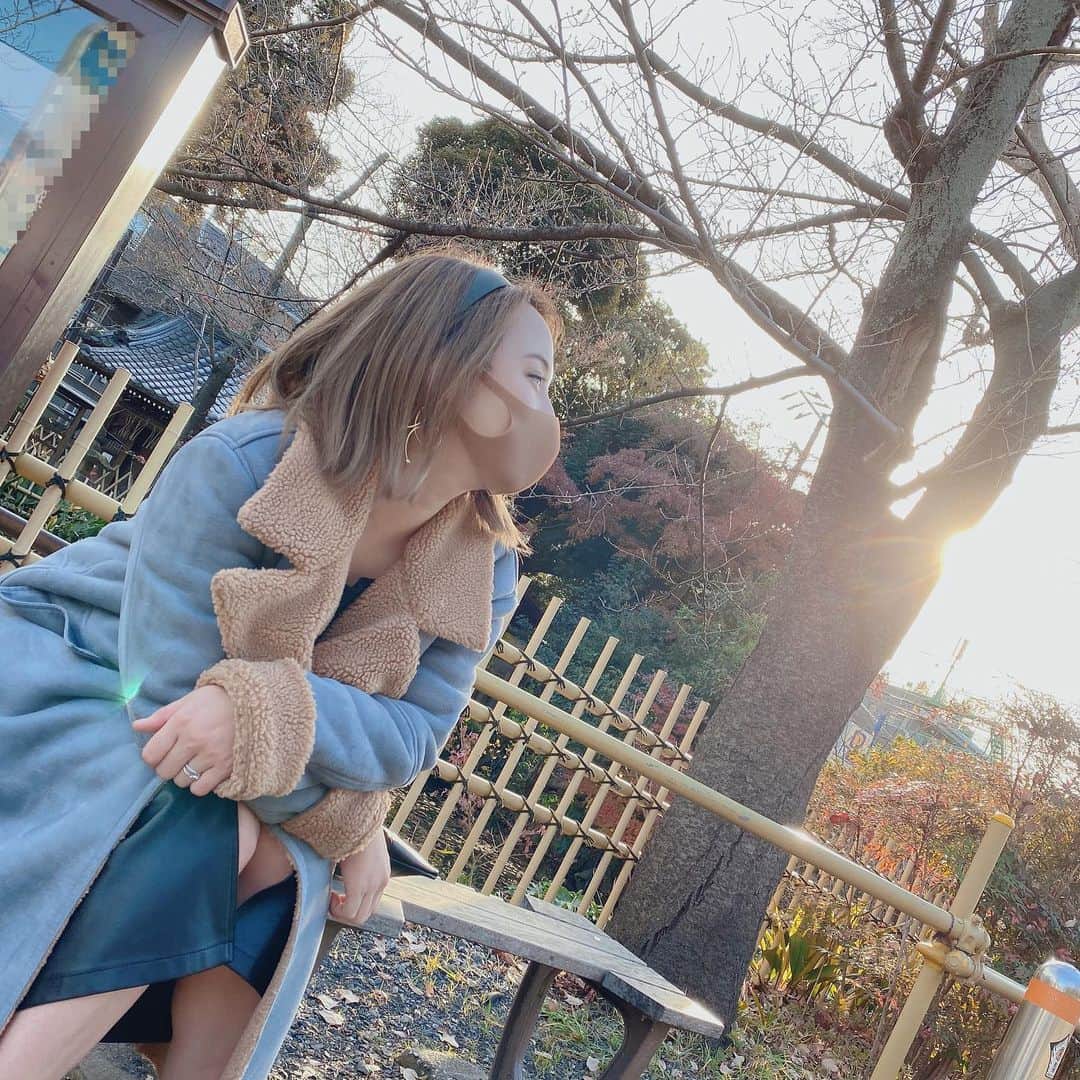 浜田由梨のインスタグラム：「2020年の御礼参り行ってきました。今年も元気で幸せに年末を迎えられますと感謝を伝えると同時に今年1年はどんなだったか、来年はこうしようって自分の中で自分と向き合える大切な時間🍀芸能のお仕事は辞めたけど、今でも気にかけてみてくれる人だったり、すきって言ってくれる人、今年もありがとう♡もっともっと良い未来がきますように。そして帰りに焼肉♡　#love  #lunch #kintan #gotoeat」