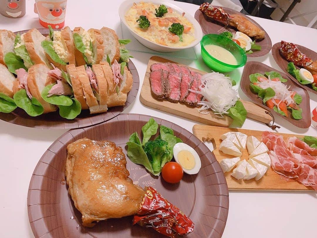 のインスタグラム：「✨❤️Xmas🎄cooking❤️✨ せっかく作ったから記念投稿😘  #クリスマス料理 #クリスマス #xmas#ママ#mama」