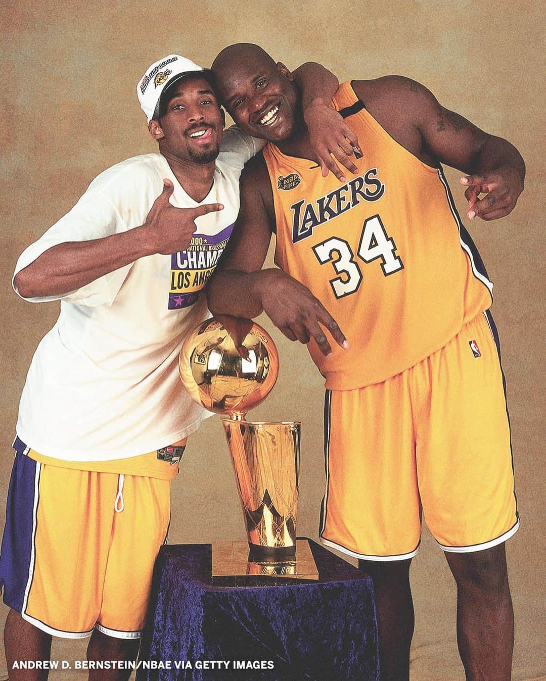 espnさんのインスタグラム写真 - (espnInstagram)「Past and present Lakers champs 🏆 @shaq」12月27日 14時21分 - espn