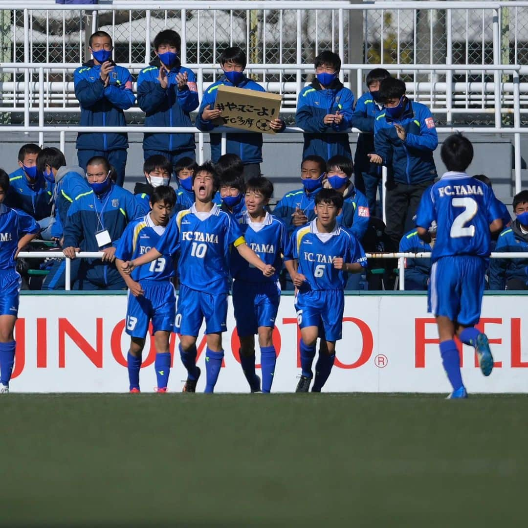 ゲキサカさんのインスタグラム写真 - (ゲキサカInstagram)「熱戦!鳥栖U-15がFC多摩をPK戦で下してここ4年で3度目、2年連続の決勝へ  #高円宮杯 #高円宮杯u15 #準決勝 #fc多摩 #サガン鳥栖u15 #中学サッカー #soccer #football  #サッカー #フットボール #⚽️ #gekisaka #ゲキサカ ©︎KokiNAGAHAMA」12月27日 14時26分 - gekisaka