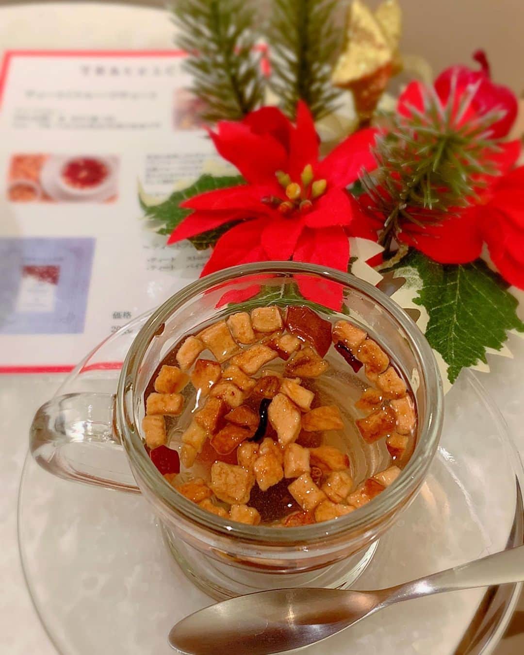 百合華さんのインスタグラム写真 - (百合華Instagram)「#aromaoilmassage 💖」12月27日 14時40分 - yurika.lovelily