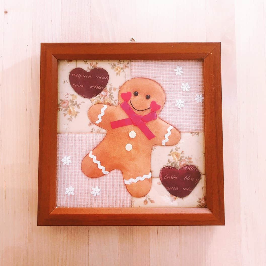 美沙玲奈のインスタグラム：「✾✾✾ 朝5時まで熱中して作りました👻💗 新しい趣味になりそうです🐾  #パッチワーク #パッチワークキルト」