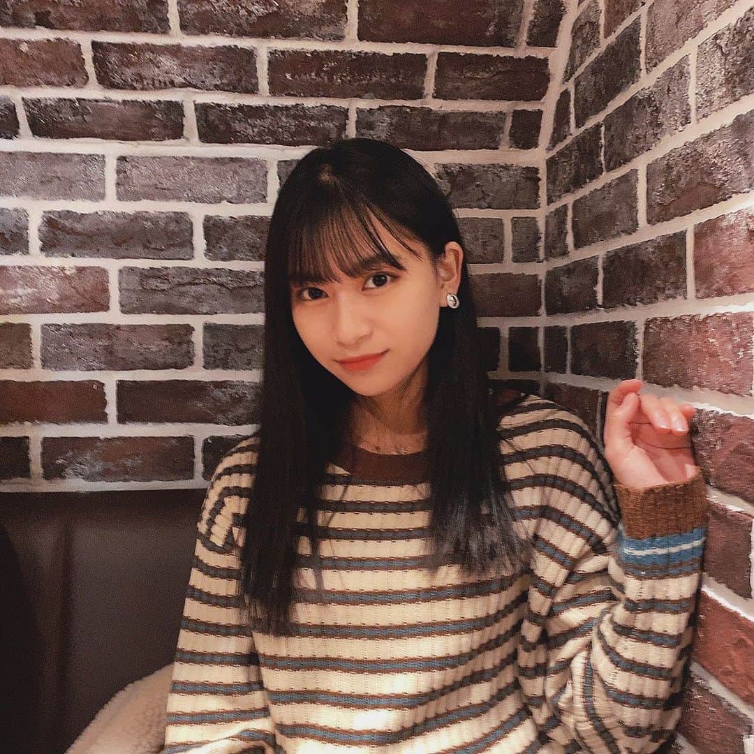 杉山緋那のインスタグラム：「寒暖差激しくて風邪ひきそう😮 みなさんも気をつけてください❕」