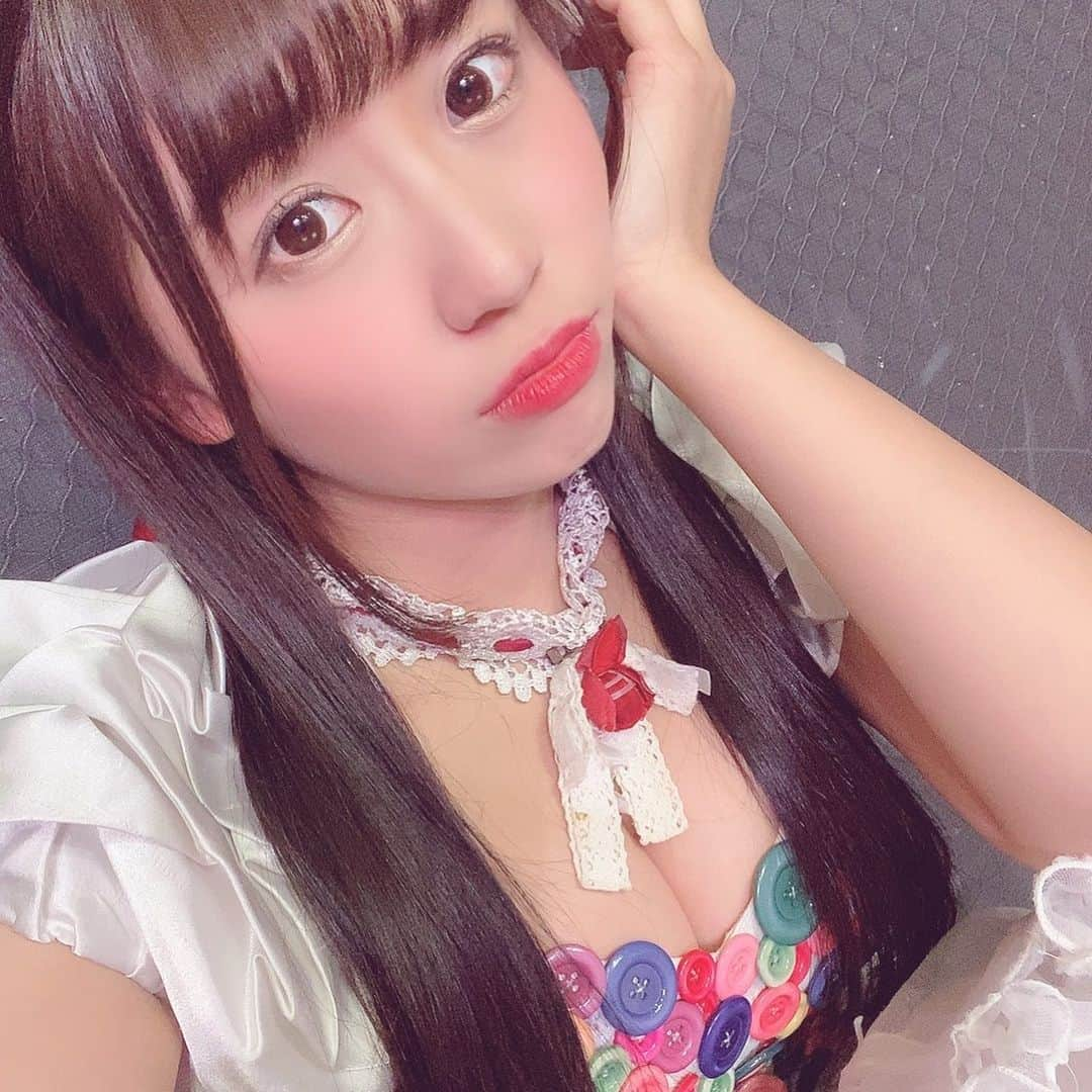 楠木まゆのインスタグラム：「ぱー研！衣装1番好きかも🥺 ・ ・ この衣装着たくてスラガの時絶対ぱー研!になるって思ってたなー🤤 ・ #ぱー研 #かわいい #アイドル #谷間」