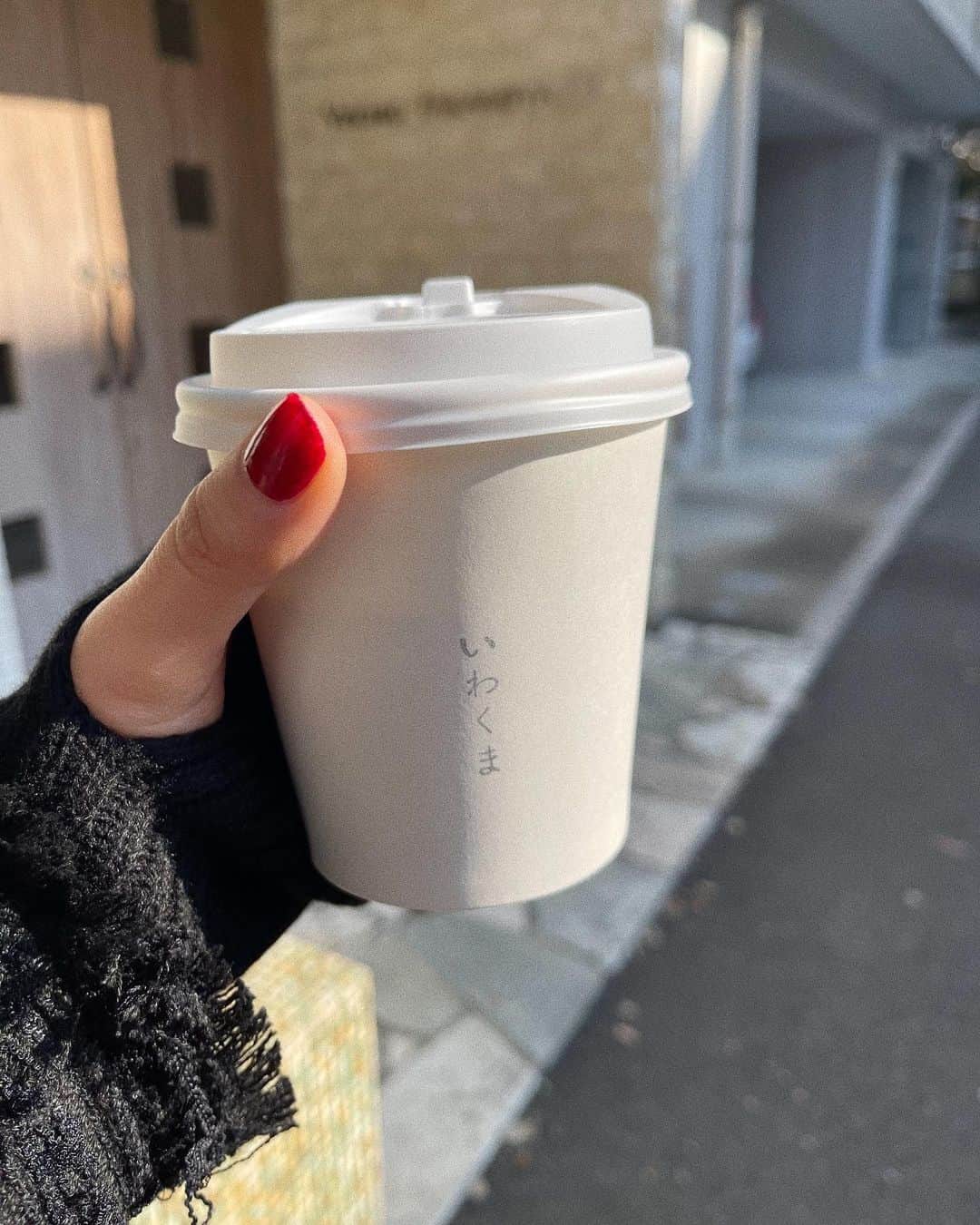 穴井千尋のグルメインスタ