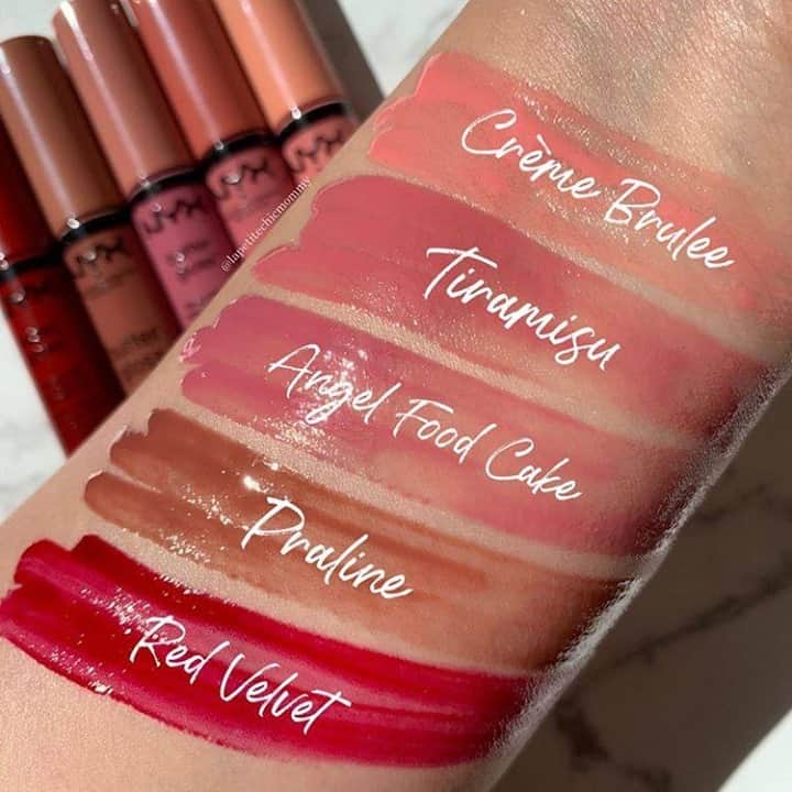 NYX Cosmeticsさんのインスタグラム写真 - (NYX CosmeticsInstagram)「@lapetitechicmommy swatches a few of our OG Butter Glosses ✨ Which classic shade is your go-to? 💋 • #icedathome #nyxcosmetics #nyxprofessionalmakeup #crueltyfreebeauty」12月28日 3時59分 - nyxcosmetics