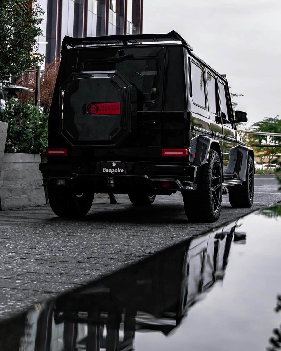 CarsWithoutLimitsさんのインスタグラム写真 - (CarsWithoutLimitsInstagram)「The @creativebespoke G-Wagon built by @cb_autosalon • #ForSale on CreativeBespoke.com  #carswithoutlimits」12月28日 2時33分 - carswithoutlimits