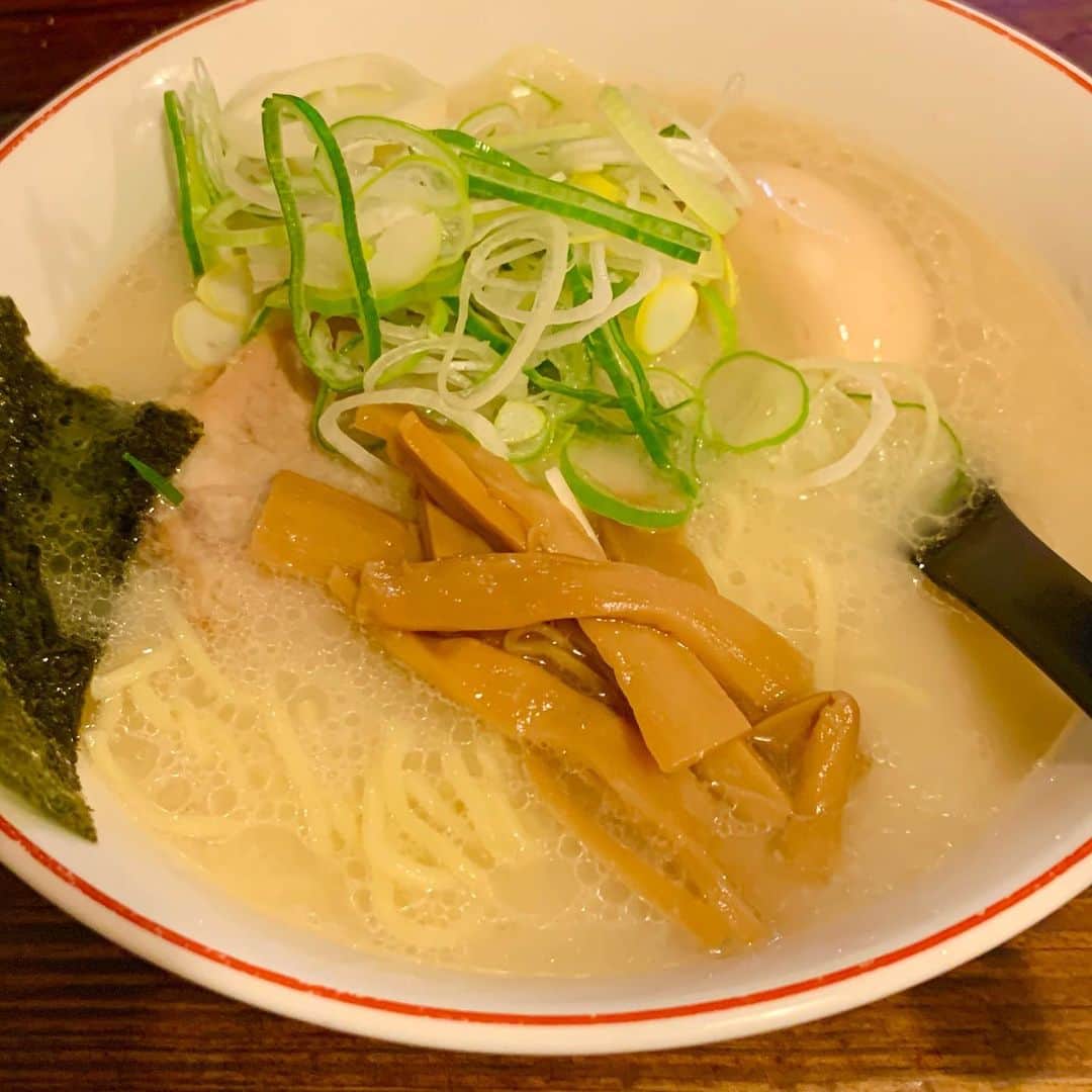 ケイ・グラントのグルメインスタ