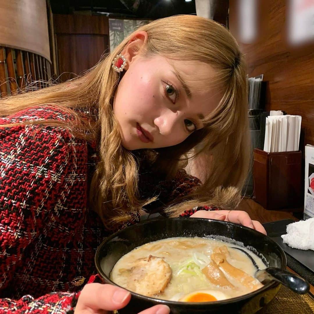 石綿日向子のグルメインスタ