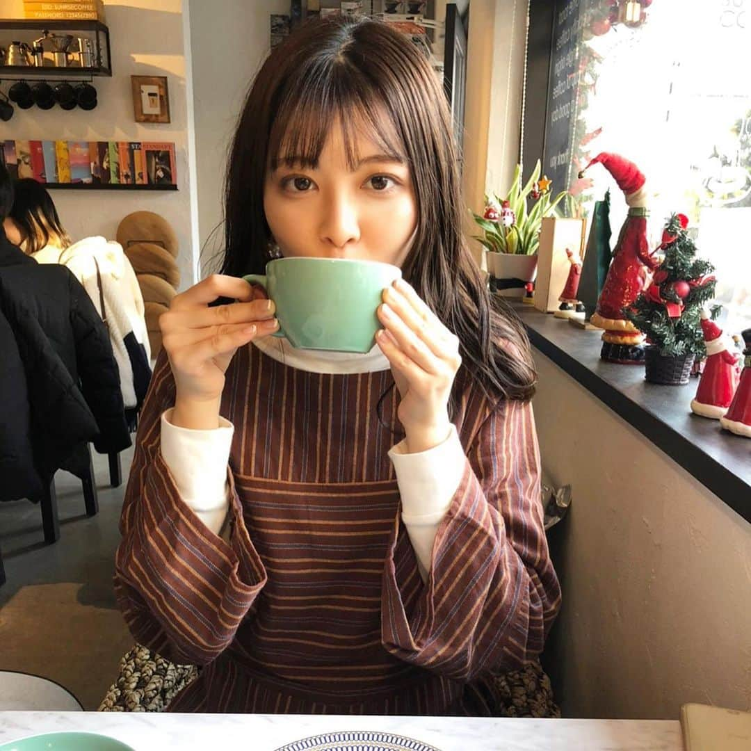 小林玲美さんのインスタグラム写真 - (小林玲美Instagram)「. チョコテリーヌ🦩🦩 ヘーゼルナッツラテが美味しかった〜◎」12月27日 19時20分 - _r_1124