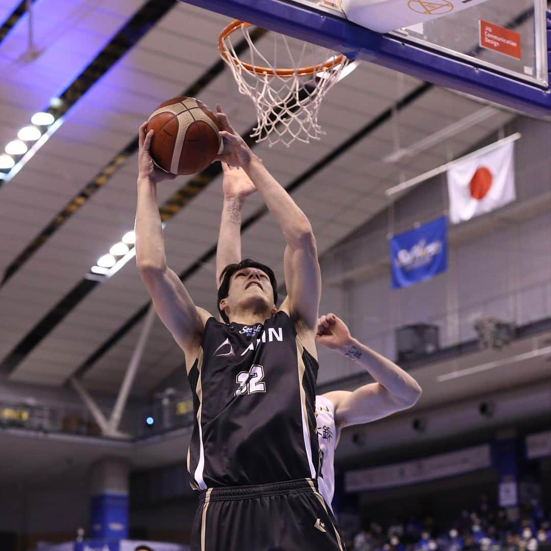 シーホース三河さんのインスタグラム写真 - (シーホース三河Instagram)「12/27（日）vs.宇都宮 #PHOTO 三河 90-70 宇都宮 #fightfor_ #シーホース三河 #Bリーグ」12月27日 19時35分 - go_seahorses