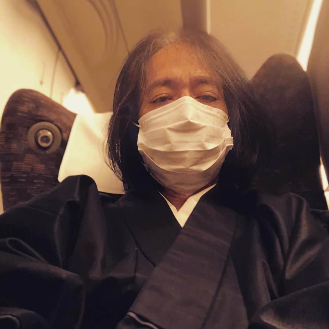 町田康のインスタグラム：「終電、間に合った。」