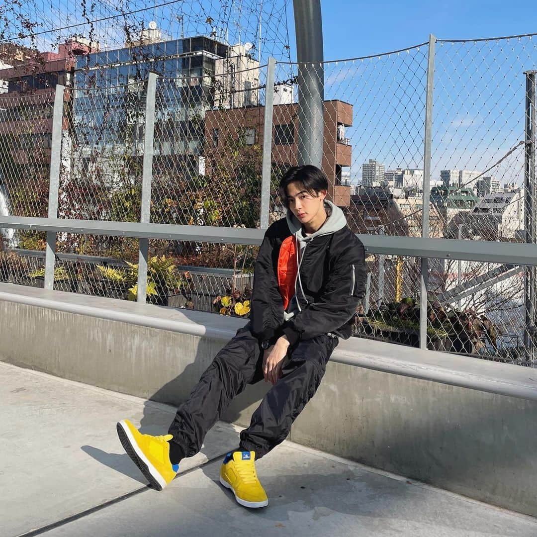 NOA（ノア）さんのインスタグラム写真 - (NOA（ノア）Instagram)「Thanks etnies!🛹  @etnies @etniesskateboarding @etniesjapan @michelin  #etnies #michelin #solesbymichelin #etniesmaranamichelin #etniesveer #michelinpackage #etniesjapan」12月27日 19時53分 - n_o_a_3_