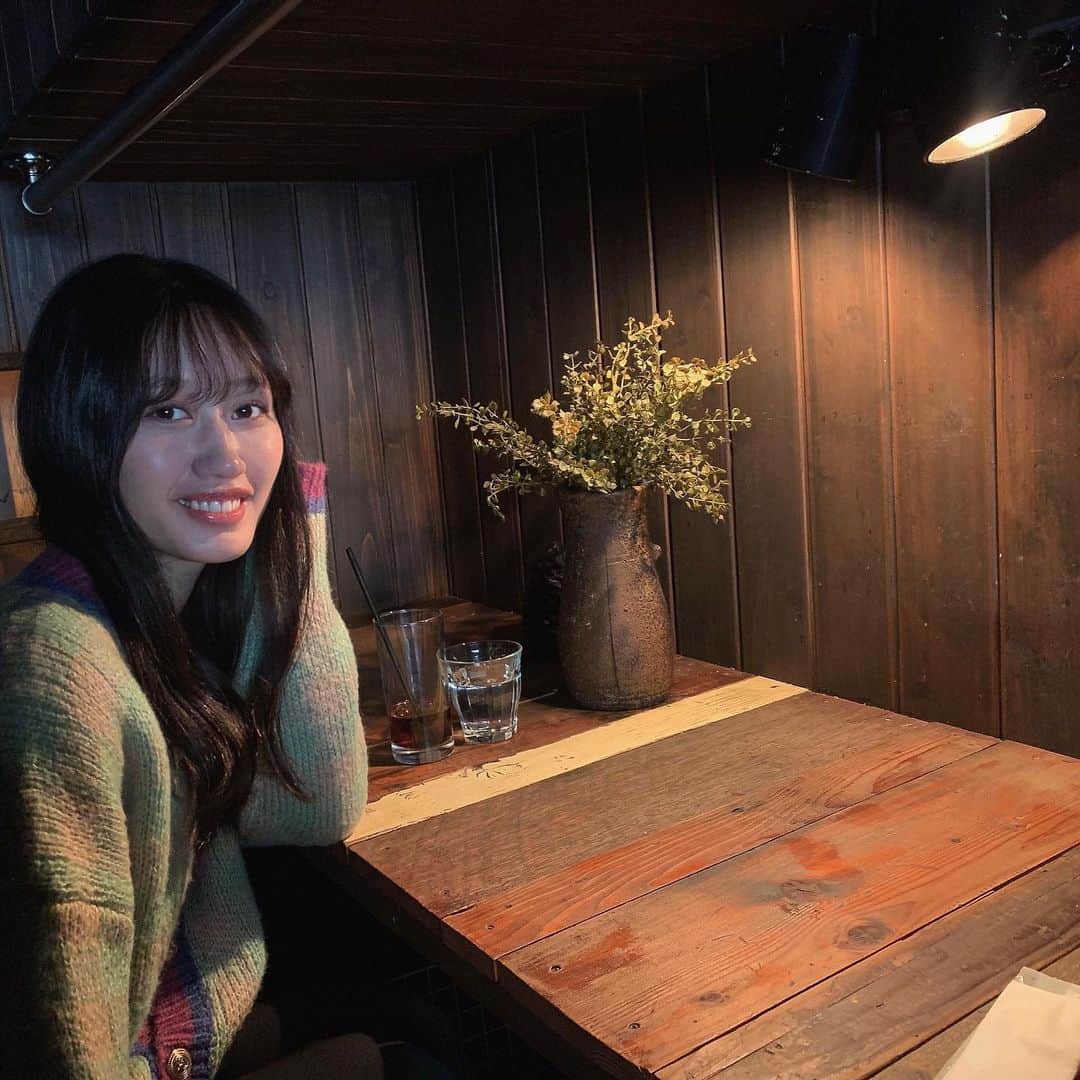 熊代珠琳のインスタグラム：「今年もあと4日やね✾✾ . . . . . #cafe #shibuyacafe #atticroom #fashion #me #likeforfollow #カフェ #渋谷カフェ #シースルーバング #前髪パーマ #좋아요 #팔로우 #카페 #데일리룩」