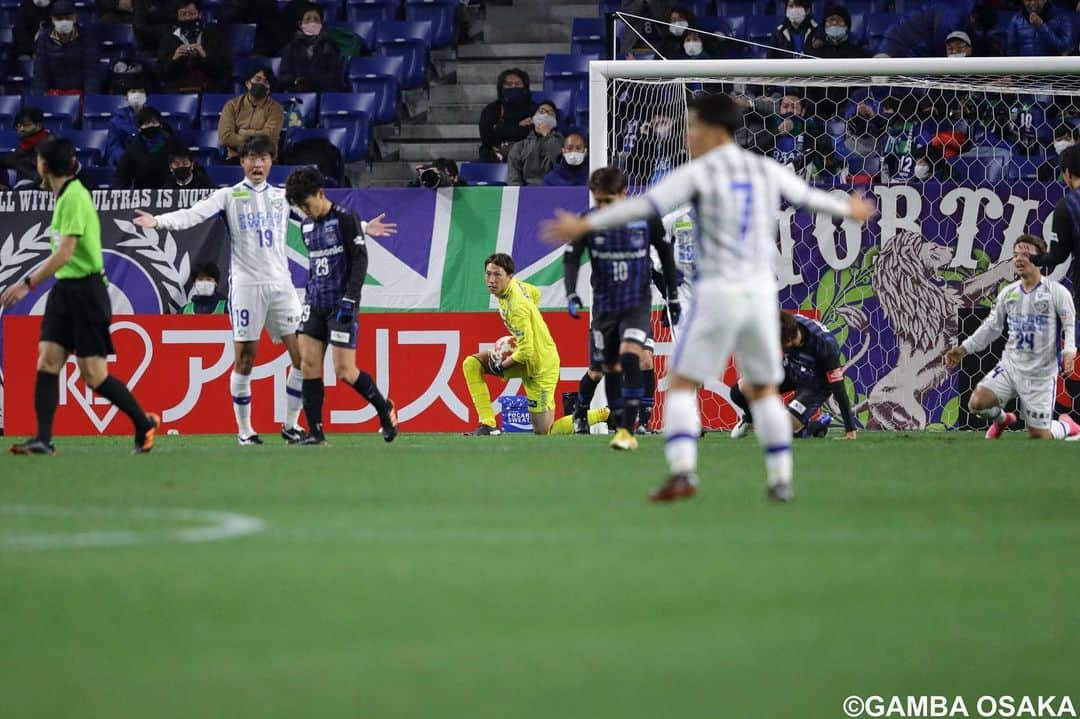 ガンバ大阪さんのインスタグラム写真 - (ガンバ大阪Instagram)「﻿ 天皇杯 ＪＦＡ 第１００回全日本サッカー選手権大会﻿ 準決勝﻿ 🆚徳島ヴォルティス﻿ ﻿ 準決勝から始まった今季の #天皇杯 。Ｊ２王者の徳島を #パナスタ に迎えた一戦はスコアレスで前半を折り返すも、後半に #パトリック が先制弾。さらに途中出場の #福田湧矢 の追加点で突き放し決勝進出を決める。元日・国立の舞台でタイトルを懸け、リーグ王者・川崎Ｆに挑む。﻿ ﻿ #GAMBAISM #ガンバ大阪 ﻿ #GAMBAOSAKA #ガンバ写真部 ﻿ #Jリーグ #jleague #パナスタ」12月27日 20時37分 - gambaosaka_official