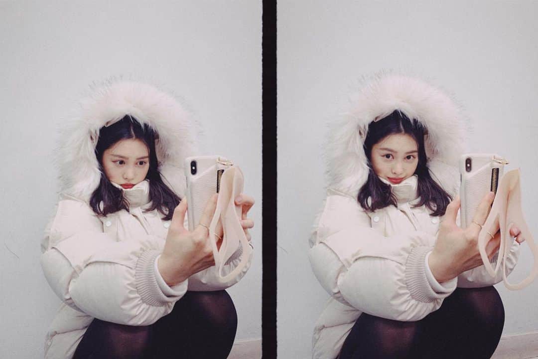 林穂乃花のインスタグラム：「. 🦁  . 白色のダウンはQoo10の「YES WOMAN」というショップで購入しましたよー⛄️  #셀카타임」