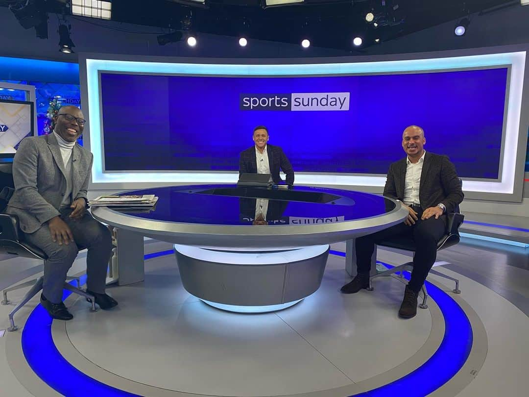 ガブリエル・アグボンラホールさんのインスタグラム写真 - (ガブリエル・アグボンラホールInstagram)「Super sunday match day talking all things football done.. With a big section bigging up the villa boys and dean smith 😬⚽️」12月27日 21時20分 - ga11official