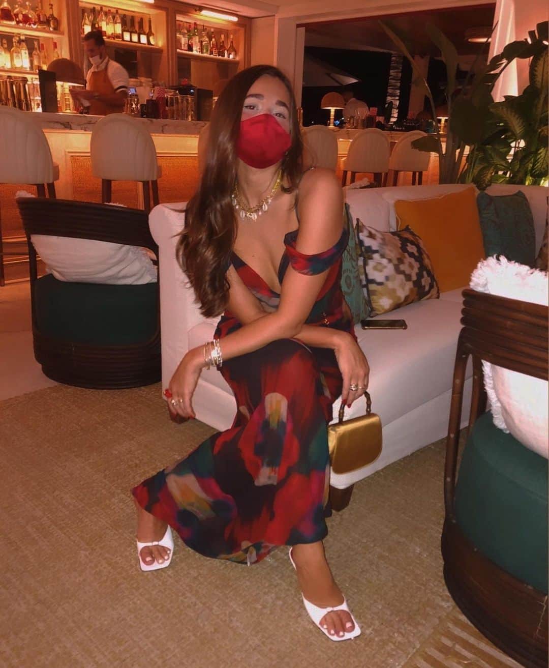 We Wore Whatのインスタグラム：「warm tones & warmer weather ❤️」