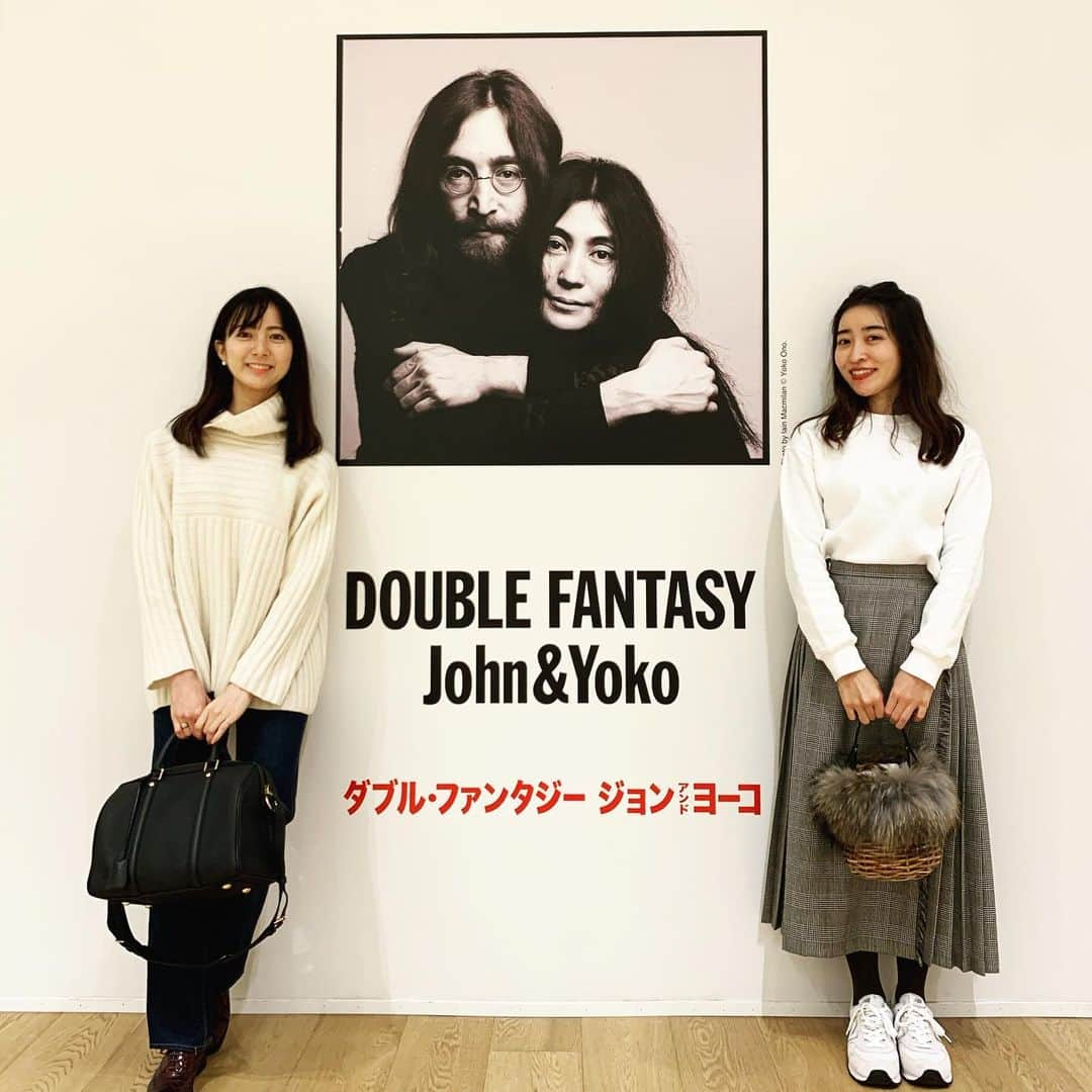 Sonoko Suzukiさんのインスタグラム写真 - (Sonoko SuzukiInstagram)「𝔸𝕣𝕥 𝕕𝕒𝕪  先日、 @mai021988 とアート展へ。  話が全然違うけど、 最近買ったGUのスウェットがすごく使えて着回せる。  間違いなくこの冬のヘビーユース。  #まいまいとそのぴ #art #artday #doublefantasy」12月27日 21時32分 - _sonnie.co_