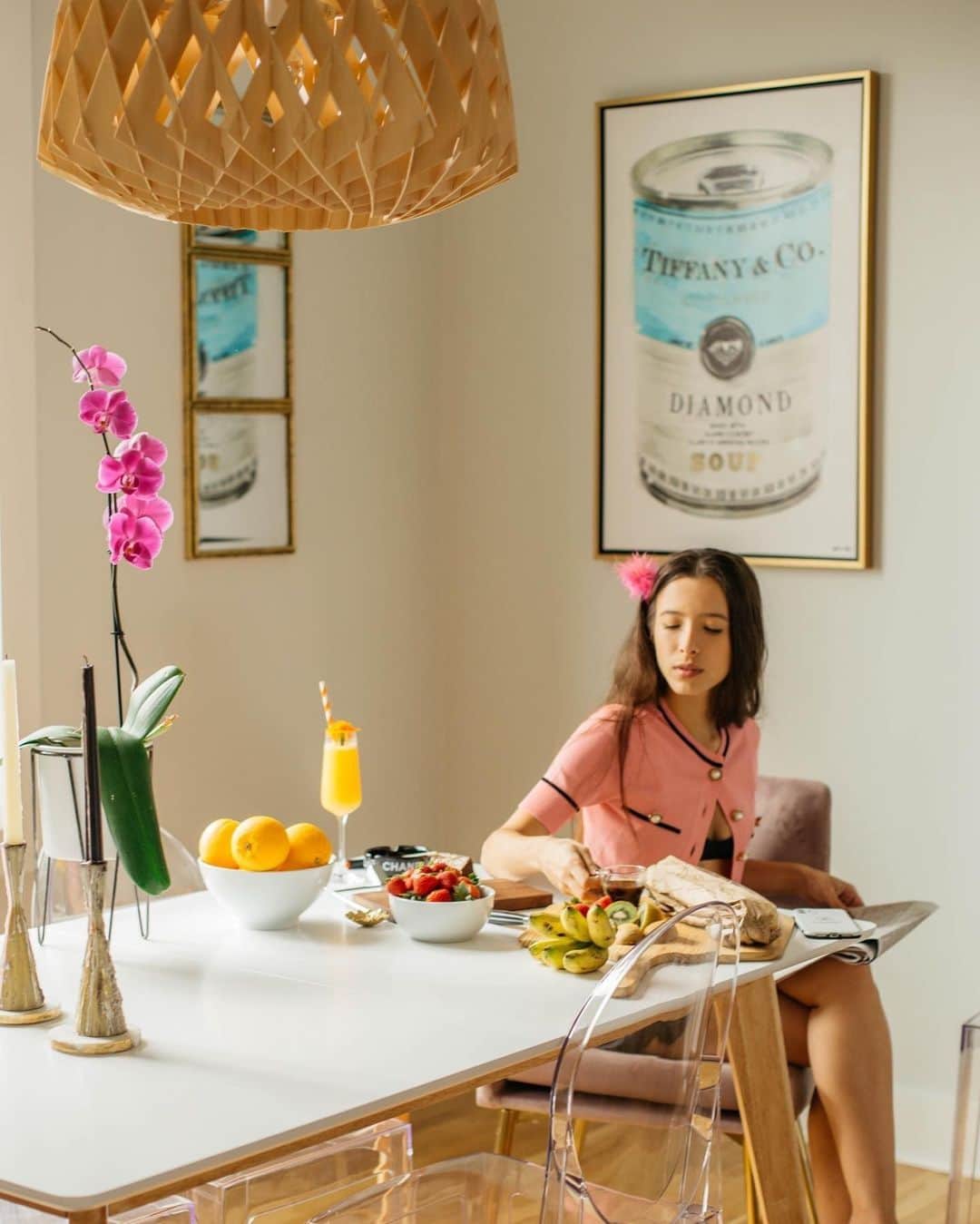 The Oliver Gal Artist Co.のインスタグラム：「The perfect backdrop to any breakfast ❣️ come check out our fashion soup collection #olivergal⁠ ⁠ 📷 @joeysandak」