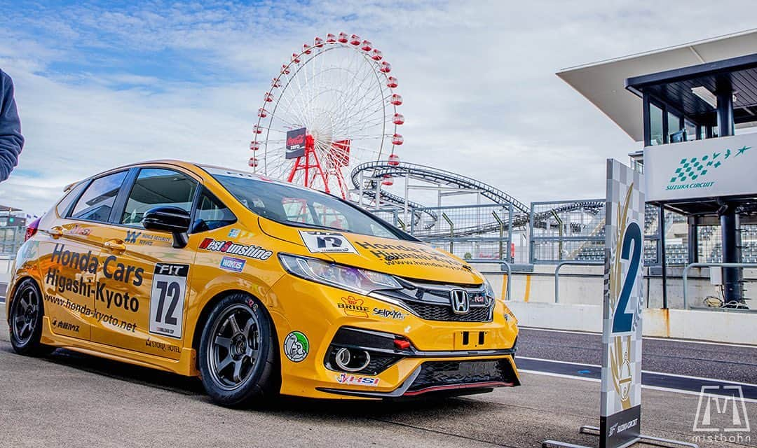 mistbahnさんのインスタグラム写真 - (mistbahnInstagram)「_ Honda Cars Higashi Kyoto ★ SENNARD Honda GK5 Fit RS _ Shot on Nov-29 2020 "SUZUKA CLUBMAN RACE FF CHALLENGE Final Round" at Suzuka International Circuit _ owner: Account unknown photo: @mistbahn _ _ JP) 2020年11月29日 鈴鹿フルコース(鈴鹿サーキット国際レーシングコース)、鈴鹿クラブマンレース FFチャレンジ最終戦にて撮影。 _ _ #suzukaclubmanrace #鈴鹿クラブマンレース #鈴鹿クラブマン #fitchallenge #fitチャレンジ #suzukacircuit #suzukainternationalcircuit #鈴鹿サーキット #fit #hondafit #hondajazz #ホンダフィット #フィット #gk5 #gk5fit #fitrs  #sennard #セナルト #ホンダカーズ東京都 #hondacars #hondacarshigashikyoto #worldsecurityservice #westsunshine #ksi #seidoya #timeattack #timeattackjapan #l15b #te37 #hondasontrack」12月27日 22時03分 - mistbahn