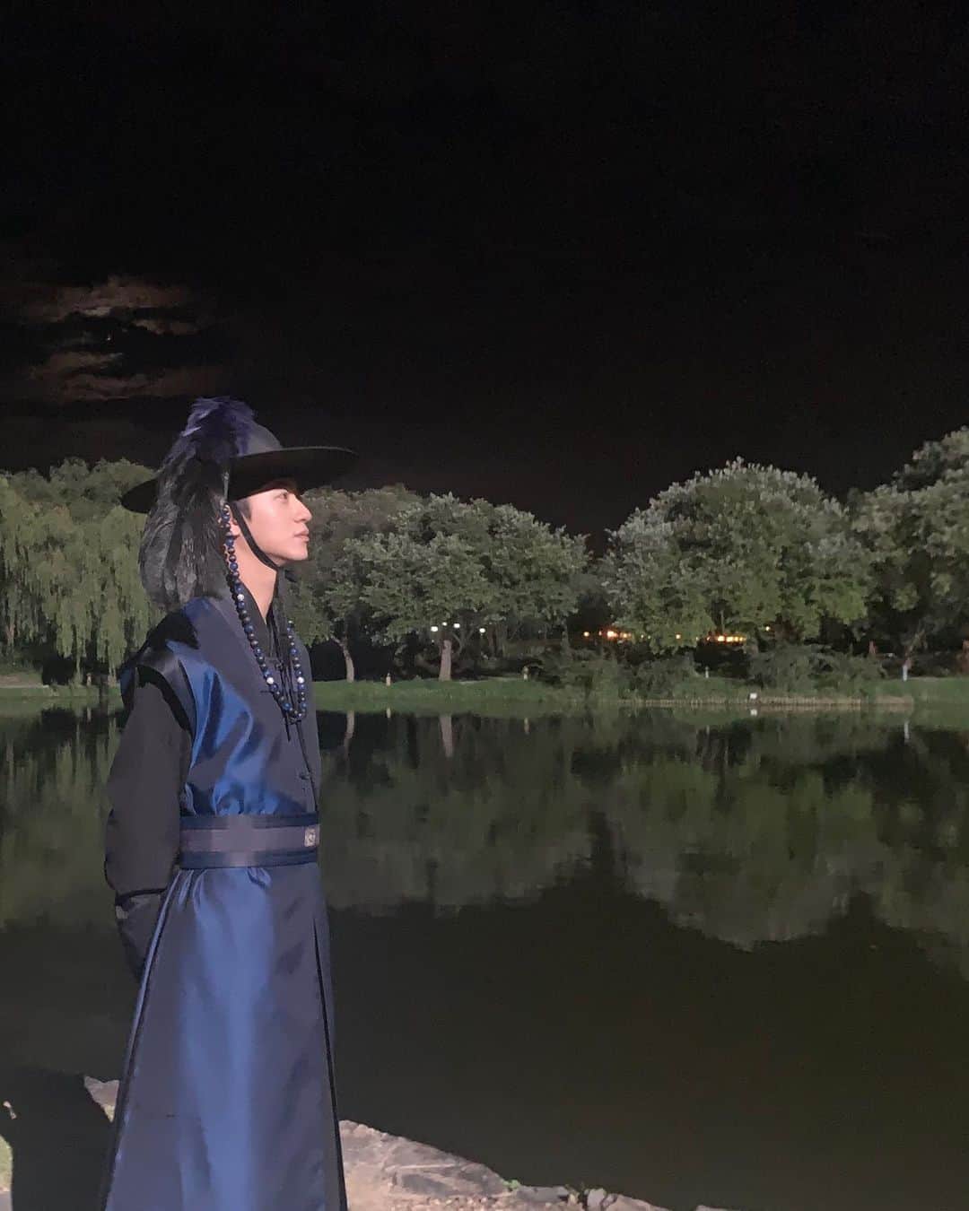 ユ・ミンギュのインスタグラム：「먼산⛰」