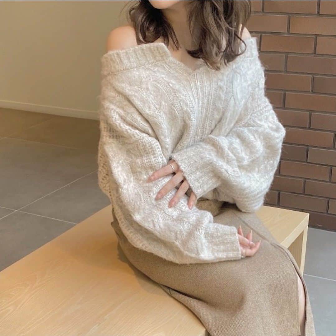 岡元優香さんのインスタグラム写真 - (岡元優香Instagram)「@henry_japan  #knit#fashion」12月27日 22時09分 - ___o3yuka._