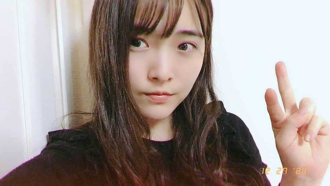 大森美優のインスタグラム：「もうすぐ今年が終わるぞ〜明日もレッスンがんばります✊🍰  #ありがとう #2020  #良いお年を  #akb48」