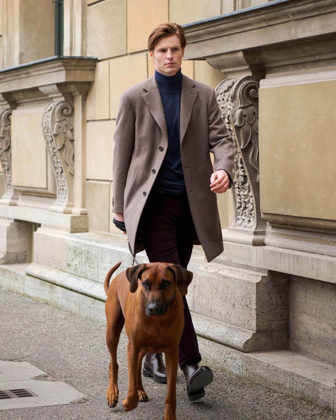 カナーリさんのインスタグラム写真 - (カナーリInstagram)「The Weekend Edit - For a Sunday walk in good company opt for the comfortable fit with classic lines the Canali KEI garments give you.  Editorial by @caleomag. #Canali1934 #CanaliFW20 #CanaliEditorials #MadeInItaly」12月27日 23時02分 - canali