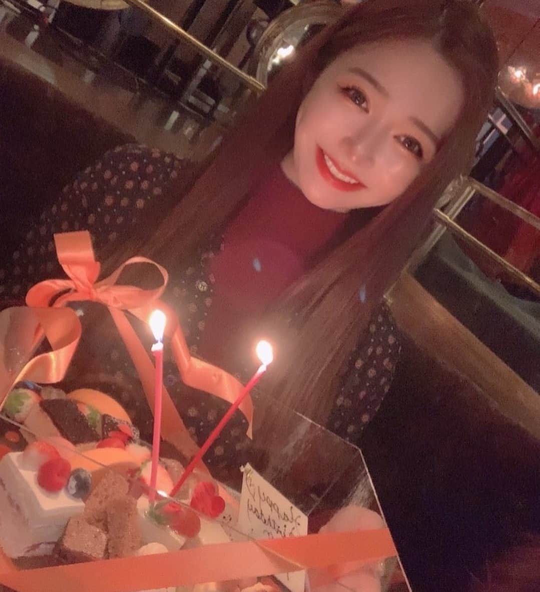 椎名麗のインスタグラム：「毎年お祝いしてくれてありがとう😢🤍だいすき」
