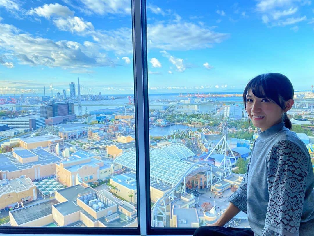 田原彩香さんのインスタグラム写真 - (田原彩香Instagram)「年末なので、今年訪れた場所の振り返りをはじめます😽 まだ寒くなかったころのUSJ2連続‼️ USJを見下ろして。  かなり気合いれてVIPツアーへも♡🤣 相当気合入ってた、、！  #ユニバーサルスタジオジャパン  #usj  #大阪観光  #大阪ホテル」12月27日 23時33分 - taharaayaka