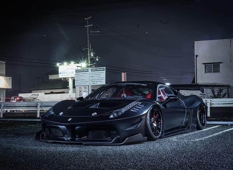 Wataru Katoさんのインスタグラム写真 - (Wataru KatoInstagram)「LIBERTY WALK   LBWK LB★silhouette works ferrari458gtb😊  Photo by @gsf_la400k_kodai   @ferrari@ferrari458@libertywalk #libertywalk#lbworks#Black#bride#widebody#ltmw#spherlight #fivextires #haghaghotel#ing#drift#supercar#フェラーリ#libertywalkeu#race#racecar #racing #madmike」12月27日 23時51分 - libertywalkkato