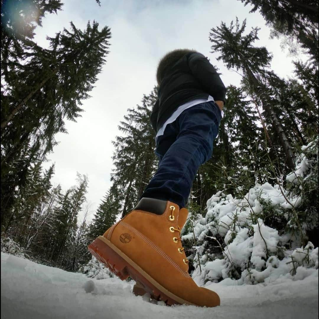 ティンバーランドさんのインスタグラム写真 - (ティンバーランドInstagram)「Sometimes the view from below is just as good. #Timberland 📸: @la_vida_loca_227」12月28日 0時00分 - timberland