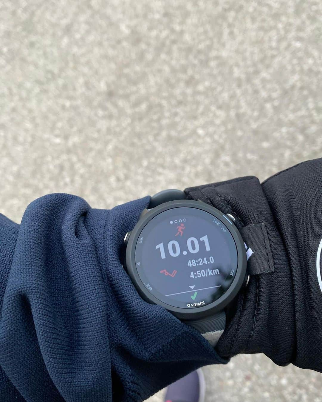 ダグラス・コスタのインスタグラム：「10km ✅🔋 #douglascosta @coach.lc tô só por ti coach ☝🏾」