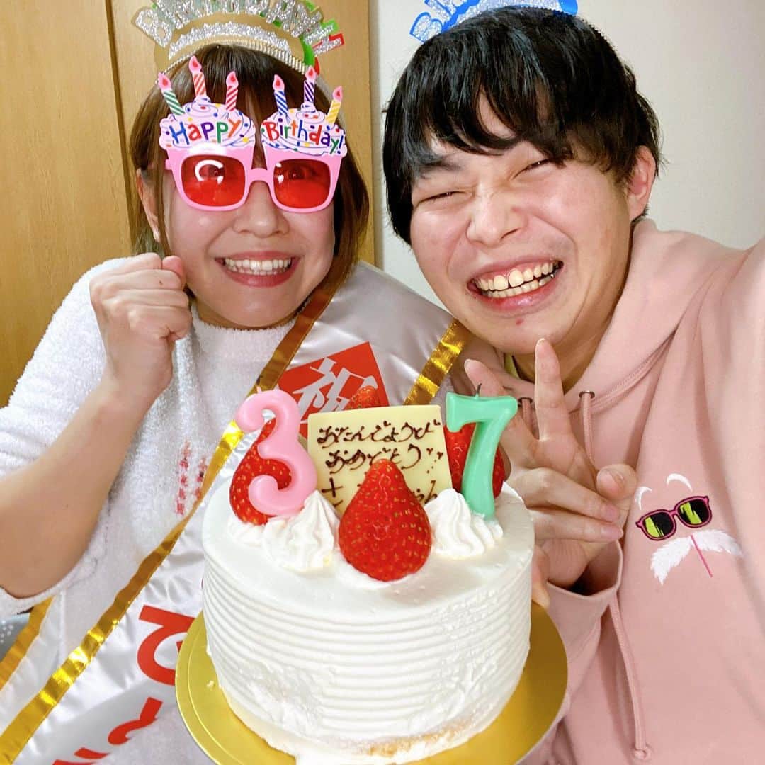 桜 稲垣早希のインスタグラム：「37歳誕生日張り切りすぎました。」