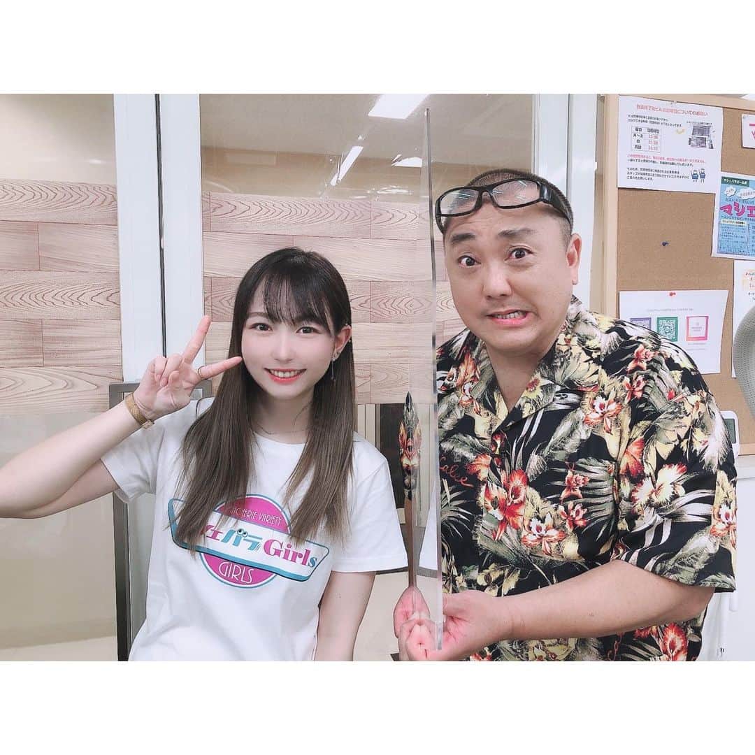 大崎菜々子のインスタグラム：「・ 【#ARIGATEENATV】 毎週日曜日25:00~25:30 テレビ埼玉にて、 極楽山本・ロンブー亮の『ARIGATEENA TV』放送！  今月のSPゲストはよゐこ 濱口優さんです！  本日の放送のトークゲストは、 響の長友光弘さん。  放送圏外の方は後日公式youtube見逃し配信をご覧ください！  今月で私はマシェバラガールズ卒業です！ 1年間ありがとうございました😊❤️  #TV #マシェバラ #テレ玉 #お笑い #芸人 #talent  #グラビア #アイドル   #fashiongram #좋아요 #팔로우미 #오오티디  #패션  #패션스타그램  #followme #pleasefollowme #likeforlikes #pleaselike #model #cosplayer #l4l  #dleepytown #fashion #かわいい  #韓国ファッション #streetfashion #girl #cool  #instagood」