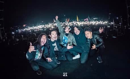 Crystal Lakeのインスタグラム：「We spent the new year playing a countdown show in China last year.  Our set was cancelled in the middle due to a blackout.  It was fun, though.  What’s your plan for the New Year Holidays?  📷: @seroisland」