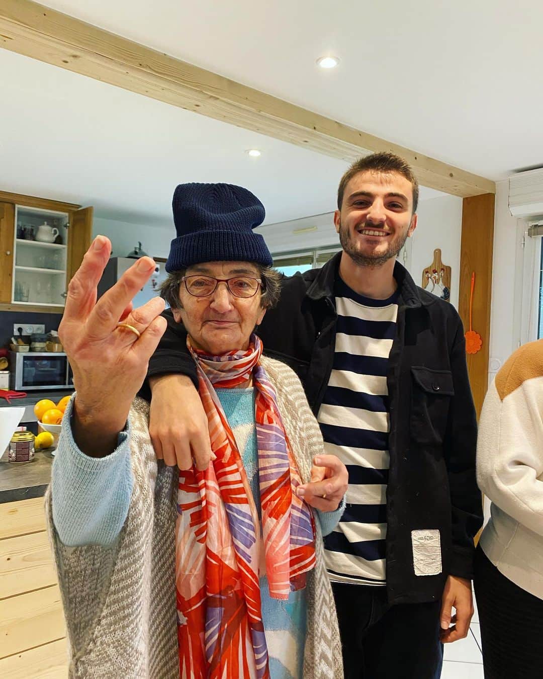 ヴィンセント・ミルウ のインスタグラム：「🎄❤️」