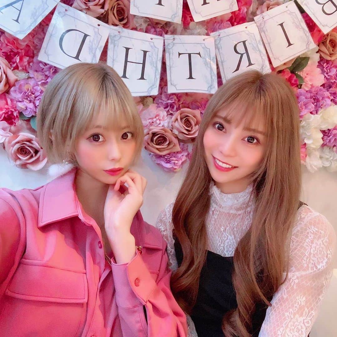 星川凛々花 （仁美まどか）のインスタグラム：「🌹🌸🫖✨﻿ ﻿ #12/25﻿ #誕生日﻿ #アフタヌーンティー﻿ #星川凛々花　﻿ #星川凜凜花　﻿ #AV女優　﻿ #セクシー女優　﻿ ﻿」