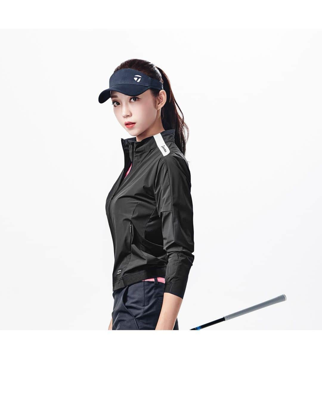 キム・ガヒョンさんのインスタグラム写真 - (キム・ガヒョンInstagram)「2018년부터 2020년까지 TaylorMade golf apparel model 로 활동할 수 있어서 감사했습니다 2021년에는 새로운 브랜드의 모델 및 소속프로로 찾아 뵙겠습니다^^ 남은 2020 모두 안전하고 건강하게 마무리하세요~🙏 . #thanks #To #taylormadegolf  #테일러메이드 #골프 #골프스타그램 #김가형프로」12月28日 12時19分 - kim.k.h.pro