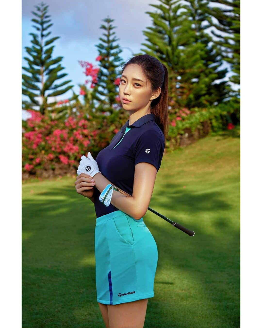 キム・ガヒョンさんのインスタグラム写真 - (キム・ガヒョンInstagram)「2018년부터 2020년까지 TaylorMade golf apparel model 로 활동할 수 있어서 감사했습니다 2021년에는 새로운 브랜드의 모델 및 소속프로로 찾아 뵙겠습니다^^ 남은 2020 모두 안전하고 건강하게 마무리하세요~🙏 . #thanks #To #taylormadegolf  #테일러메이드 #골프 #골프스타그램 #김가형프로」12月28日 12時19分 - kim.k.h.pro