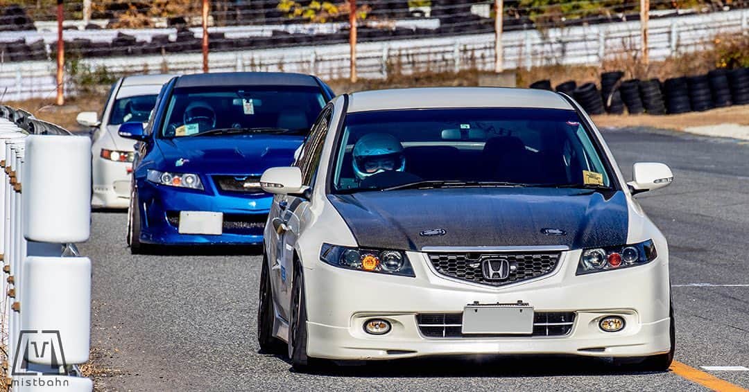 のインスタグラム：「_ Honda CL7 Accord Euro R _ Shot on Nov-15 2020 "Circuit Festa" held at Central Circuit "CTCC (CENTRAL TOURING CAR CHAMPIONSHIP)" . _ owner: Account unknown photo: @mistbahn _ _ JP) 2020年11月15日のセントラルサーキットで開催された「サーキットフェスタ」内の「CTCC (セントラル・ツーリングカー・チャンピオンシップ）」で撮影。 _ _ #circuitfesta #サーキットフェスタ #ctcc #centraltouringcarchampionship #centralcircuit #セントラルサーキット #honda #hondaccord #ホンダアコード #アコード #accord #cl7 #tsxgang #tsxgangworldwide #tsx #acuratsx #hondaaccordeuror #euror #kseries #k20a #timeattack #timeattackjapan #hondasontrack」