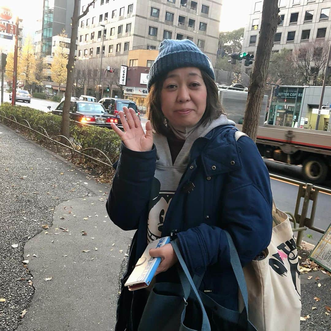 小石田純一さんのインスタグラム写真 - (小石田純一Instagram)「仕事納めは八幡カオルさんと一緒でした。Abema TV「Abema的ニュースショー」。土曜日まで視聴できます。どうぞよろしく。  #八幡カオル さん　#お笑い芸人 #芸人 #ピン芸人 #abema的ニュースショー #abematv #仕事納め」12月28日 12時51分 - koishida.trendy