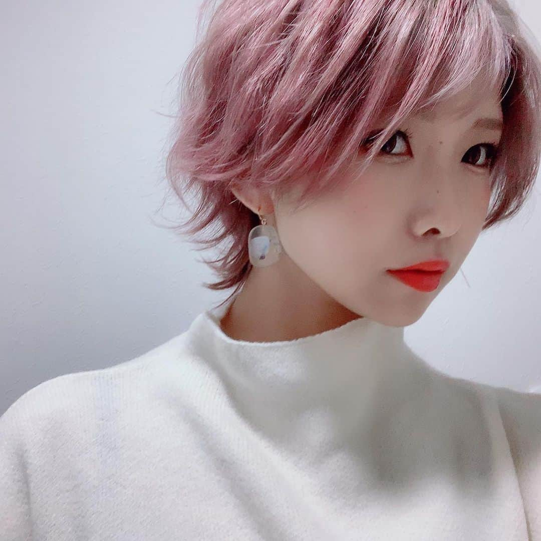 澁谷梓希さんのインスタグラム写真 - (澁谷梓希Instagram)「昨日の自撮りあげる🤳 . #japanesegirl #selfie #hairstyle #makeup #instabeauty #japanese」12月28日 13時02分 - azk_s811