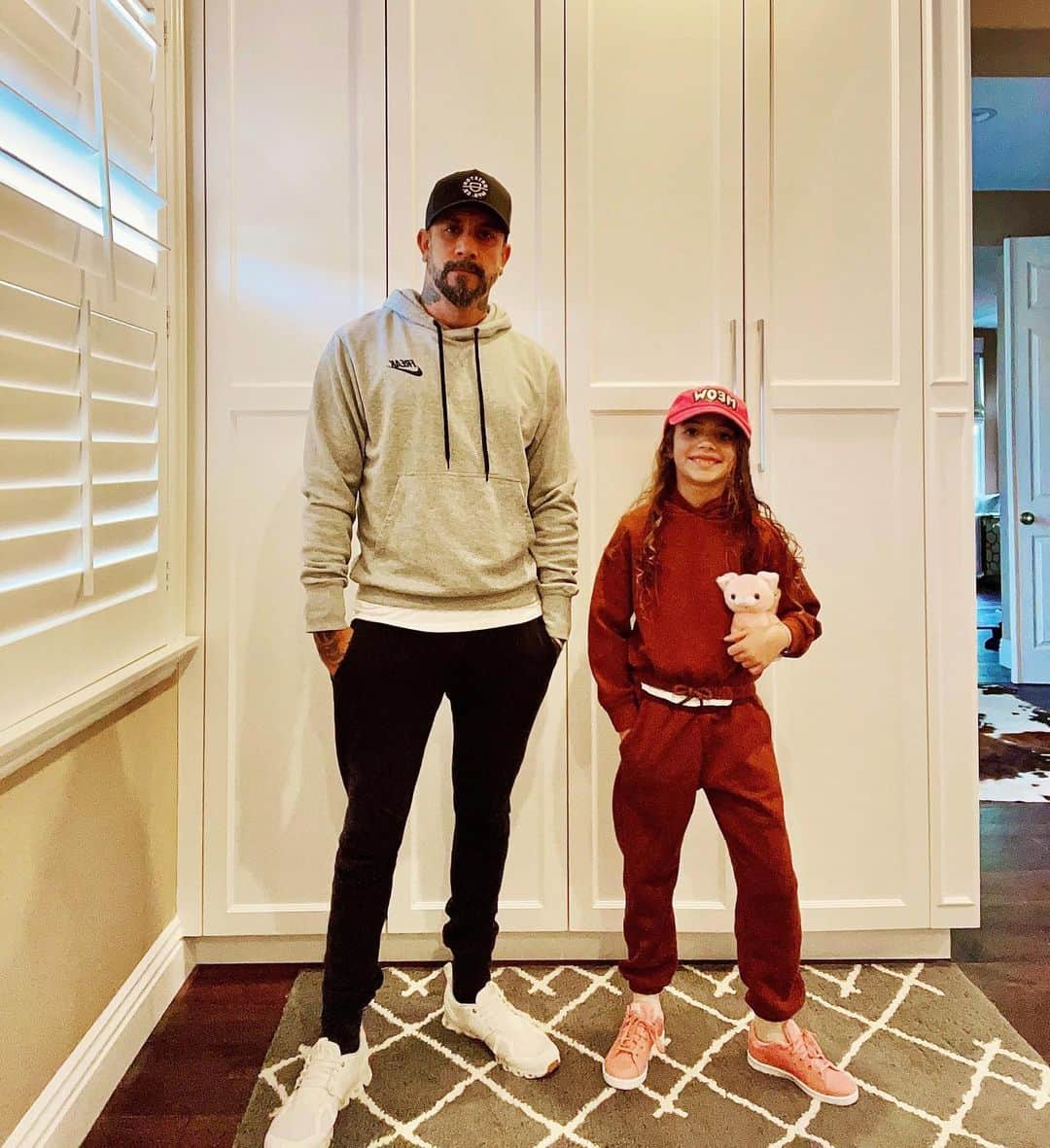 A.J.のインスタグラム：「Just like her daddy! Ava literally is a mini AJ, we even have the same initials. Coincidence? I think not. Ha. Happy Sunday all.」