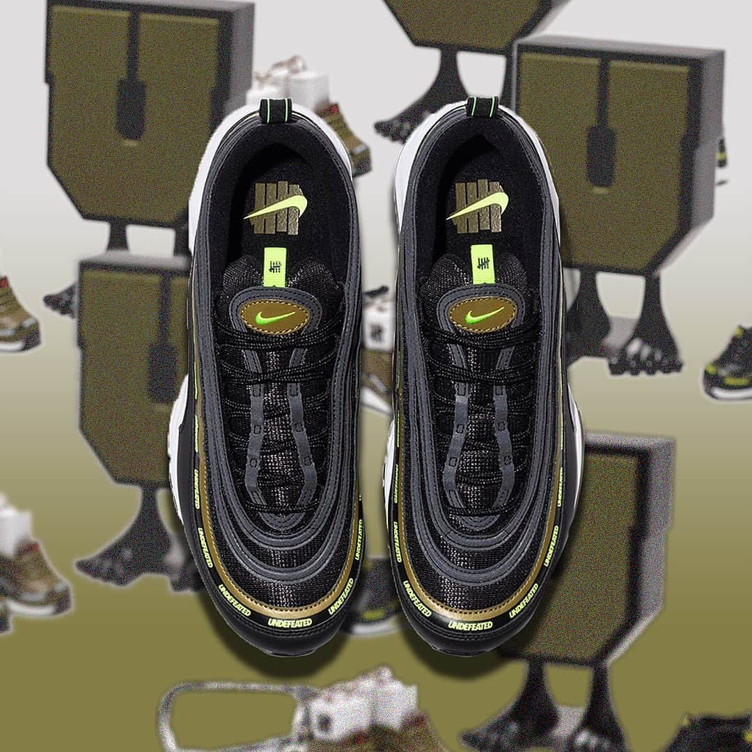 shoes ????さんのインスタグラム写真 - (shoes ????Instagram)「@undefeatedinc just dropped a limited Air Max 97 set, which includes both the Militia Green & Black/Volt colorways.   The shoes will drop individually on the 29th. Is the green the hotter pair?👀👇  #sneakermyth #highsnobiety #yeezytalkworldwide #supremeforsale #hypebeast #sneakersforsale #bapeforsale #nicekicks #kotd #kicksonfire #basementapproved #igsneakercommunity #complexsneakers #complexkicks #streetbeast #streetnotoriety」12月28日 5時22分 - shoes
