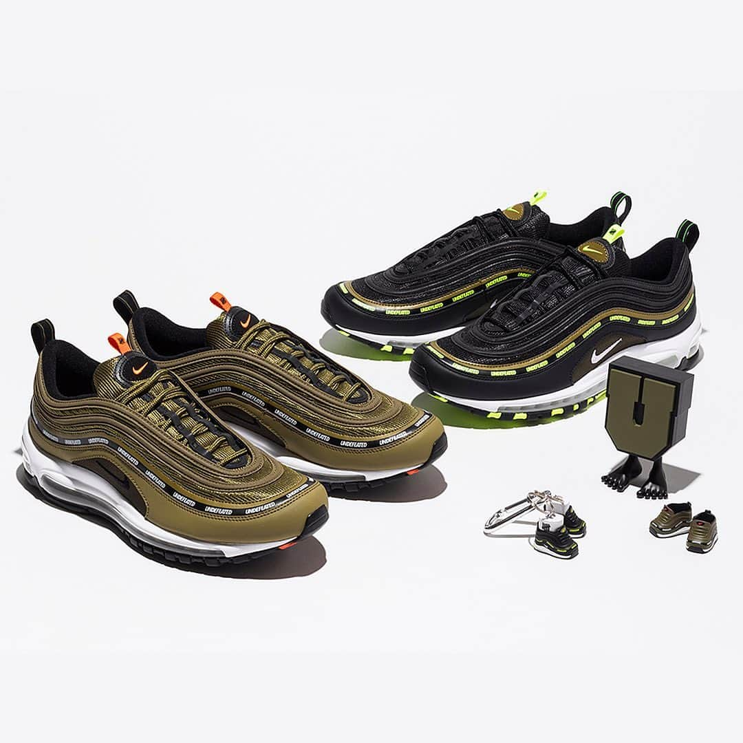 shoes ????さんのインスタグラム写真 - (shoes ????Instagram)「@undefeatedinc just dropped a limited Air Max 97 set, which includes both the Militia Green & Black/Volt colorways.   The shoes will drop individually on the 29th. Is the green the hotter pair?👀👇  #sneakermyth #highsnobiety #yeezytalkworldwide #supremeforsale #hypebeast #sneakersforsale #bapeforsale #nicekicks #kotd #kicksonfire #basementapproved #igsneakercommunity #complexsneakers #complexkicks #streetbeast #streetnotoriety」12月28日 5時22分 - shoes