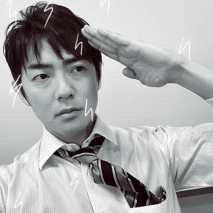 長田成哉のインスタグラム：「今年ももうすぐ終わるな！ 今日も頑張りましょう！」